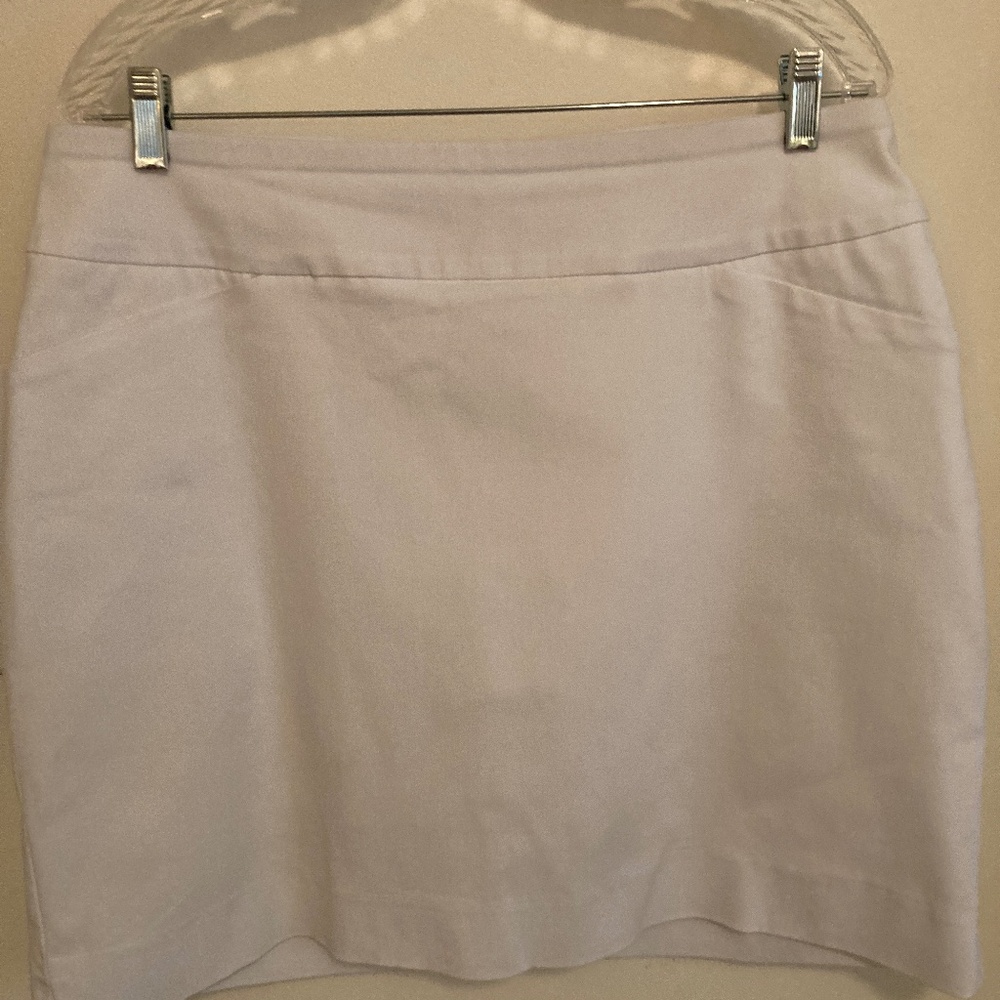 White Skort JM Collection Size L